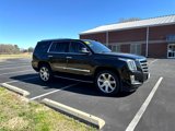 Used 2018 Cadillac Escalade Luxury image 2