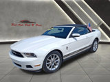 Used 2010 Ford Mustang Convertible image 3