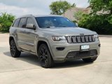 Used 2020 Jeep Grand Cherokee Altitude image 3