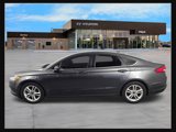Used 2018 Ford Fusion SE image 4