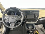 Used 2018 Toyota Avalon Limited image 3