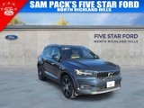 Used 2021 Volvo XC40 T4 Inscription image 2
