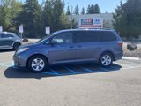 Used 2017 Toyota Sienna LE image 3