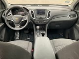 Used 2022 Chevrolet Equinox LT image 3