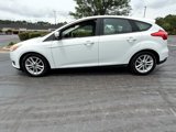 Used 2017 Ford Focus SE image 2