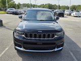 Used 2022 Jeep Grand Cherokee L Limited w/ Luxury Tech Group II image 2