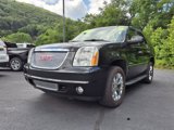 Used 2011 GMC Yukon Denali image 2