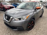 Used 2019 Nissan Kicks SV image 2