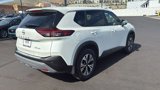 Used 2023 Nissan Rogue SV image 3