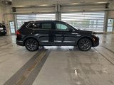 Certified 2022 Volkswagen Tiguan SE w/ Panoramic Sunroof Package image 2