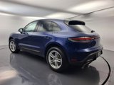 Certified 2022 Porsche Macan image 3