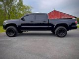Used 2017 Toyota Tacoma SR5 image 4