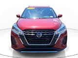 Used 2021 Nissan Kicks SV image 2