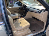 Used 2010 Cadillac Escalade Luxury image 6