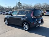 Used 2023 Kia Soul LX w/ LX Technology Package image 5
