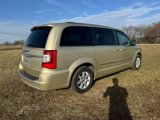 Used 2012 Chrysler Town & Country Touring-L w/ Entertainment Group #2 image 6