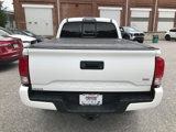 Used 2016 Toyota Tacoma TRD Sport image 6