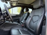 Used 2024 Porsche Macan image 5
