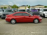 Used 2023 Hyundai Elantra SE image 5