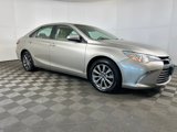 Used 2016 Toyota Camry image 2