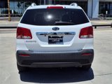 Used 2013 Kia Sorento LX w/ Convenience Pkg image 4