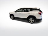 Used 2024 GMC Terrain SLE image 3
