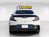 Used 2017 Chevrolet Volt LT w/ Comfort Package image 4