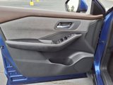 Used 2022 Nissan Rogue SV image 4