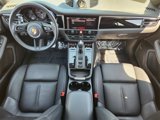 Certified 2024 Porsche Macan image 6