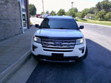 Used 2018 Ford Explorer XLT image 3