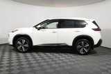 Used 2021 Nissan Rogue Platinum image 2