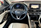 Used 2021 Honda Accord Touring image 5