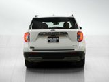 Used 2022 Ford Explorer XLT image 5