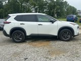 Used 2023 Nissan Rogue S image 3