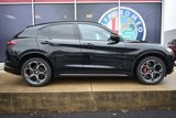 Used 2022 Alfa Romeo Stelvio Veloce image 2