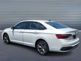 Used 2023 Volkswagen Jetta SE image 4