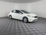Used 2017 Kia Forte LX image 2
