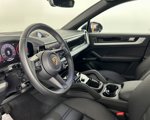 Used 2024 Porsche Cayenne Coupe image 4