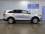 Used 2017 Kia Sorento LX w/ LX Convenience Package image 3