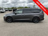 Certified 2018 Chrysler Pacifica Touring-L Plus w/ S Appearance Package image 2
