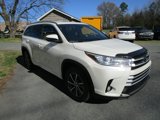 Used 2017 Toyota Highlander XLE image 6