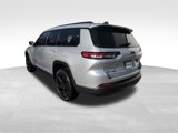 Used 2021 Jeep Grand Cherokee L Laredo image 3
