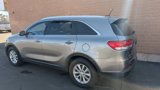 Used 2017 Kia Sorento LX image 4