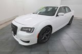 Used 2022 Chrysler 300 Touring L w/ Popular Equipment Group image 4