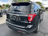 Used 2018 Ford Explorer XLT w/ Equipment Group 202A image 3