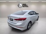 Used 2017 Hyundai Elantra SE image 5