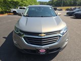 Used 2018 Chevrolet Equinox LT image 2