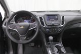 Used 2022 Chevrolet Equinox LT image 2