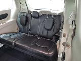 Used 2023 Chrysler Pacifica Touring-L image 4