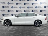 Used 2022 Volvo S60 B5 Momentum w/ Advanced Package image 2